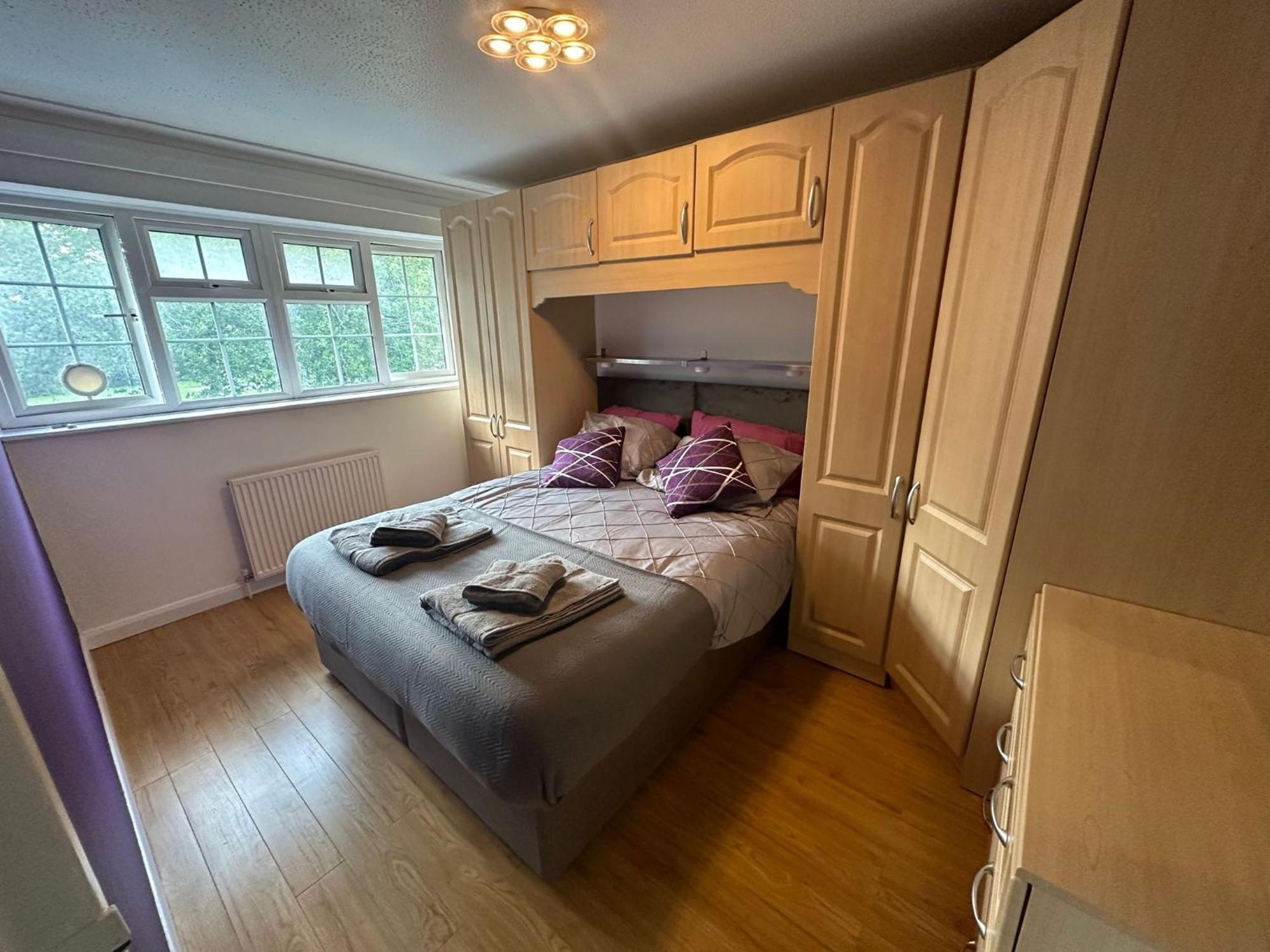 Rooms In Stylish House Milton Keynes Exterior foto